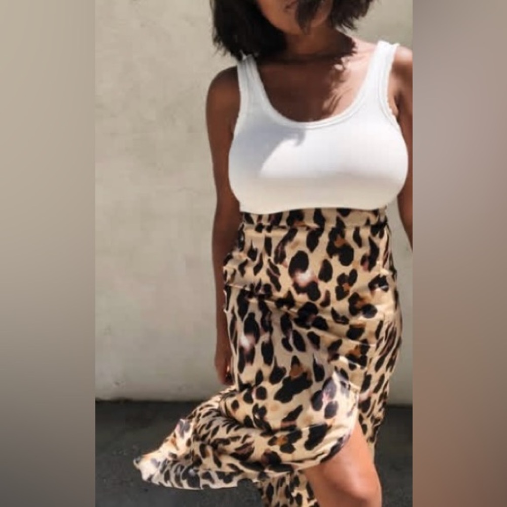 Leopard Print Midi Skirt